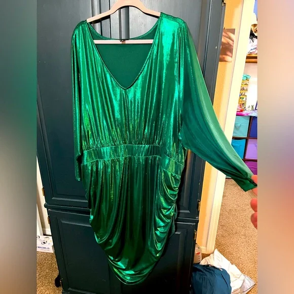 green emerald velvet dress Ashley Lauren 4446 Size 2, 6 Neon Green Cocktail Dress Scoop Neckline Lace Up Back Fitted, 6 / Neon Green main image 0